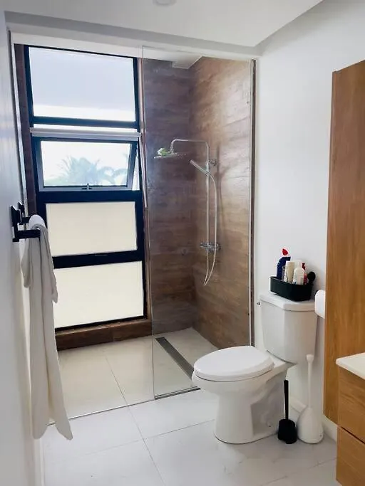 Apartament Apt 6Ix - Modern And Airy @ Paradise Bay Montego Bay