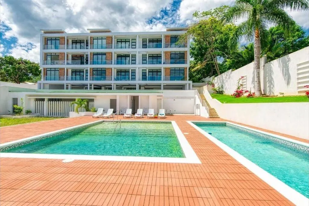 Apt 6Ix - Modern And Airy @ Paradise Bay Apartment Montego Bay