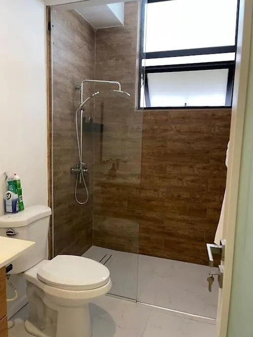 Apt 6Ix - Modern And Airy @ Paradise Bay Apartment Montego Bay