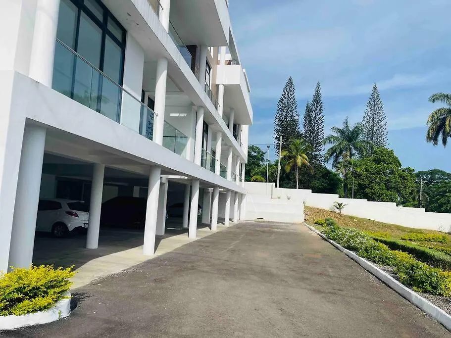Apt 6Ix - Modern And Airy @ Paradise Bay Apartment Montego Bay
